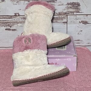 Cozy Pink and White Women's Slippers